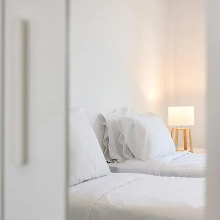 Apartment Strata By Rocks Estates *