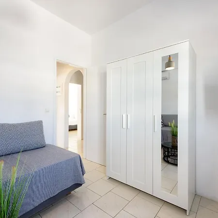 Strata By Rocks Estates Apartment *