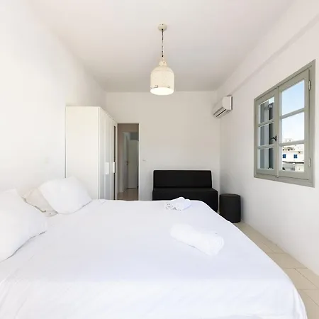 Strata By Rocks Estates * Naousa (Paros)