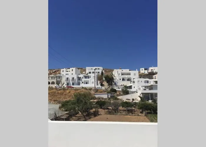 Strata By Rocks Estates * Naousa (Paros)