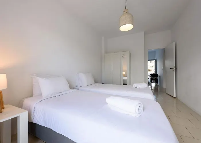 Strata By Rocks Estates *